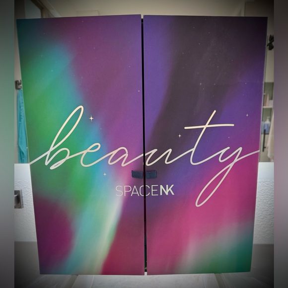 2023 Space NK Beauty Advent Calendars Box - Picture 2 of 3